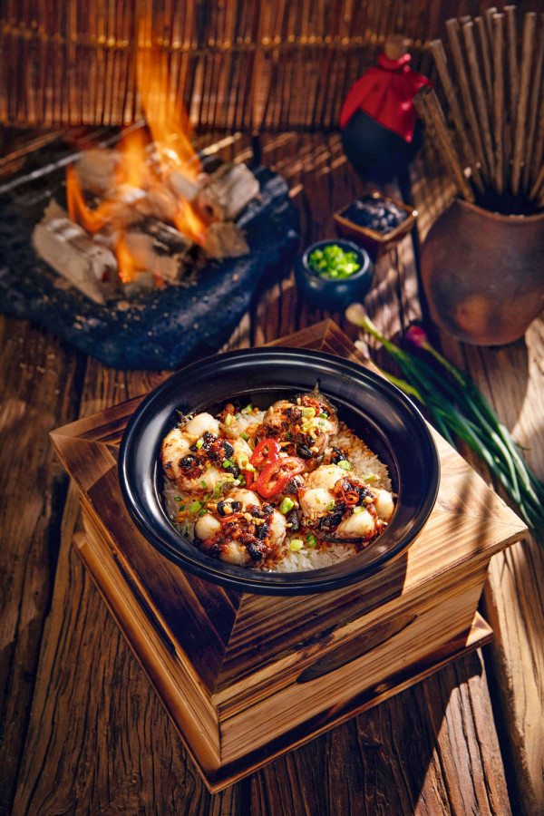 皮脆肉滑 備長炭火燒雞