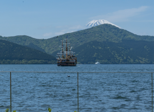 趕上海盜熱潮!記者開箱試住日本東京近郊「箱根酒店」 歐陸古堡風裝潢/食法國菜/登賊船尋寶