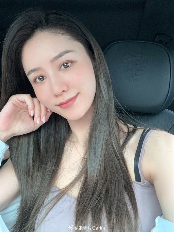 42歲黃翠如最新近照驚現牙籤腳！網民指「又瘦咗」曾被傳孕味濃 