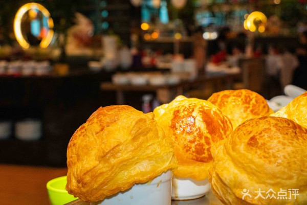 深圳抵食榴槤自助餐｜夜景高空酒店+任食馬來西亞貓山王+D197+黑刺+多款榴槤甜品