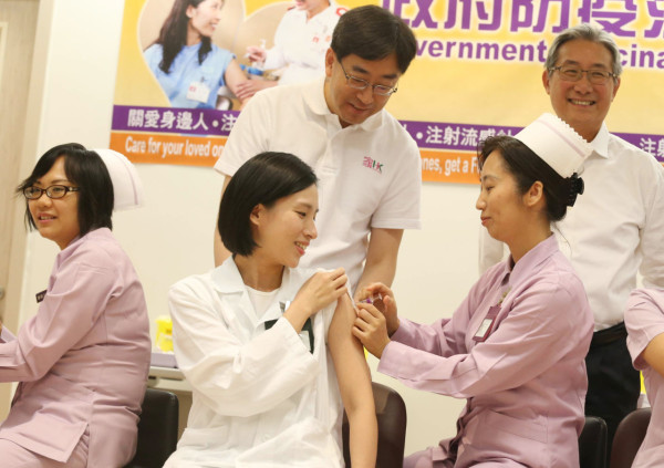 政府防疫注射計劃 10.5 推出  流感疫苗資助即日開始
