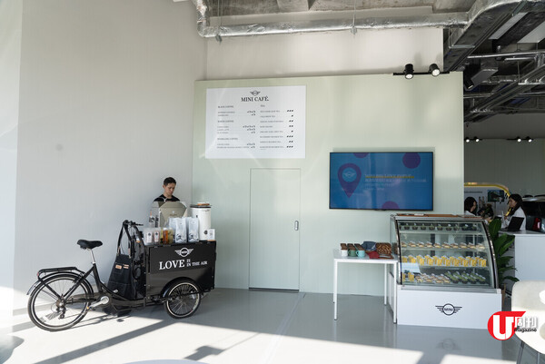 AIRSIDE MINI期間限定店  展出最新款純電動車、主題Cafe