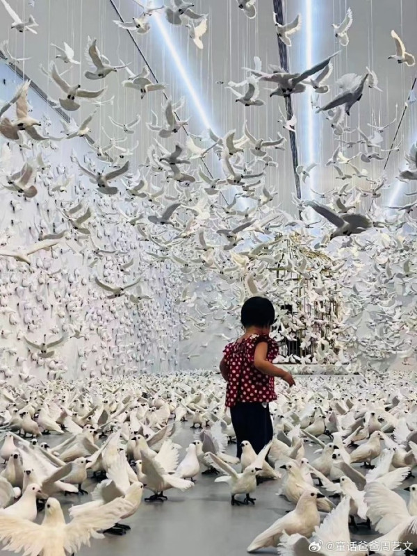 深圳雲海廣場|海拔380米高山人氣打卡景點 置身純白「太空船」360度飽覽山海景