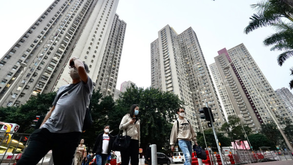 香港富裕階層人士33歲已經擁有百萬 受訪父母會為子女留下1.3個物業