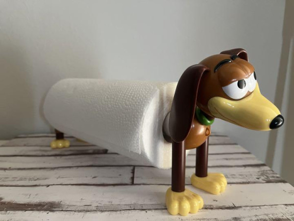 日本迪士尼搞笑實用家品  彈弓狗造形紙巾架！