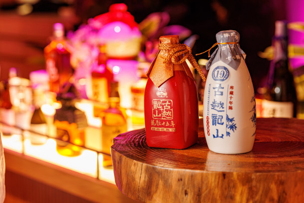 稻埕飯店推出大閘蟹限定菜式！$588 7道菜蟹宴／蟹粉手工麻糬酥