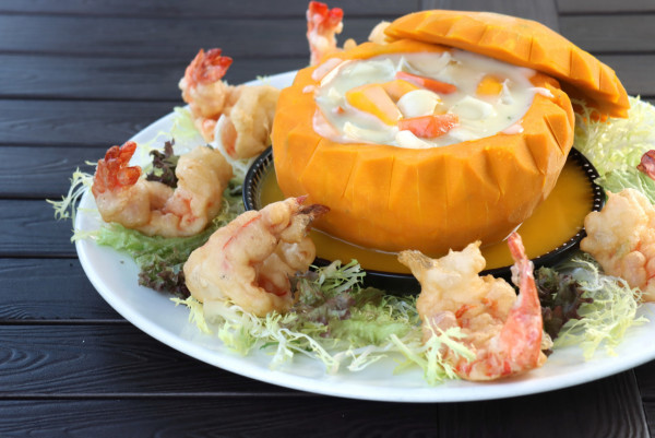 香港科學園夜繽紛玩轉萬聖節 多間餐廳推出主題菜式 消費即送免費禮品