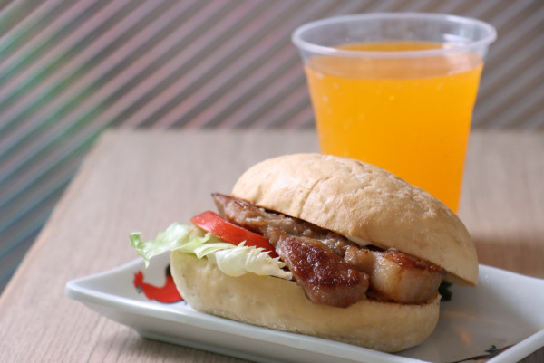 香港科學園夜繽紛玩轉萬聖節 多間餐廳推出主題菜式 消費即送免費禮品