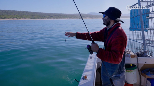 ViuTV《無制限探險隊》首播！Mike導夥拍程人富、Marco高空跳傘／追蹤大白鯊 