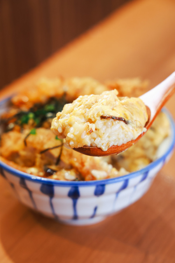 神級鐵 Pan 滑蛋豬扒丼 福岡傳統食譜炮製 / 超滑蛋汁好下飯！