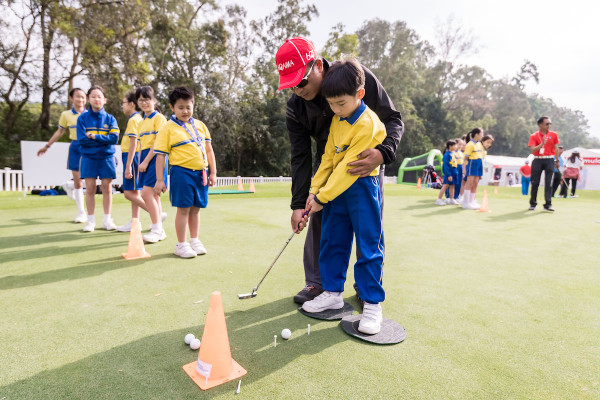 香港高爾夫球公開賽 高手雲集賽事刺激  精彩節目適合全家玩