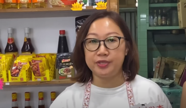 房署：梨木樹二邨帆布簷蓬屬潛建須清拆  商戶：用咗40年