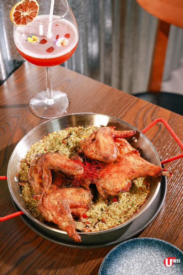 昭和復古場景和食屋 Fusion 甲羅燒薄餅 / 三黃雞香葱炊飯