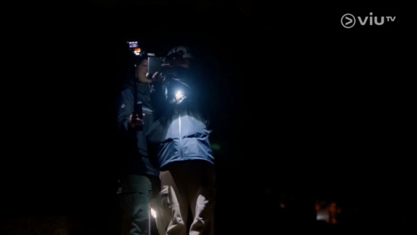 《無制限探險隊》EP10|超嘔心!捉蚊自製非洲劣食食譜 自家製「雙層芝士蚊堡」