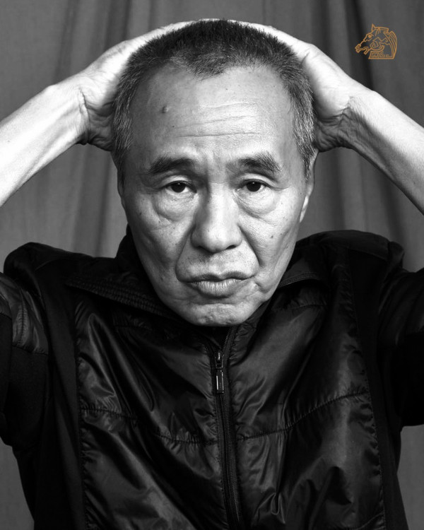 憑《悲情城市》為台首奪國際影展最高殊榮 76歲侯孝賢導演因阿茲海默症息影