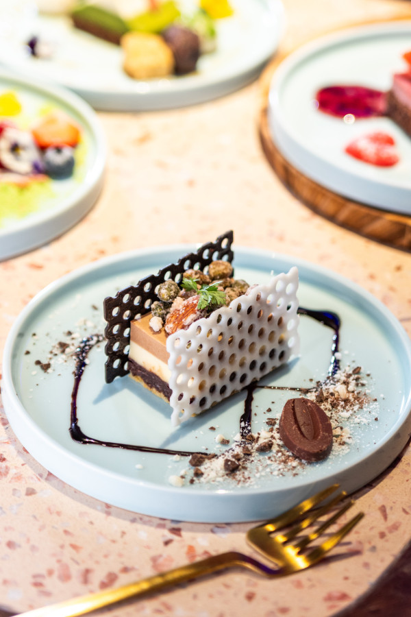 旺角藝術甜品 Cafe  超靚水晶蘋果蛋糕 日本金賞火炙泡芙