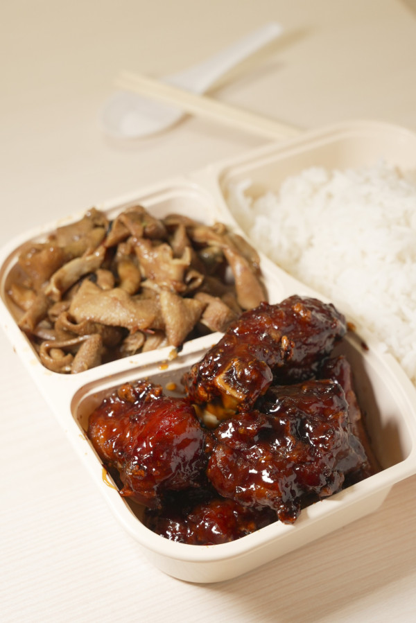 兩餸飯名店開無印風食堂 $40 起鑊氣小菜 親民價吃游水海鮮