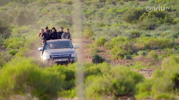 《無制限探險隊》EP6｜Mike導勇悍偷鴕鳥蛋 再上山頂邀南非人大唱獅子山下 