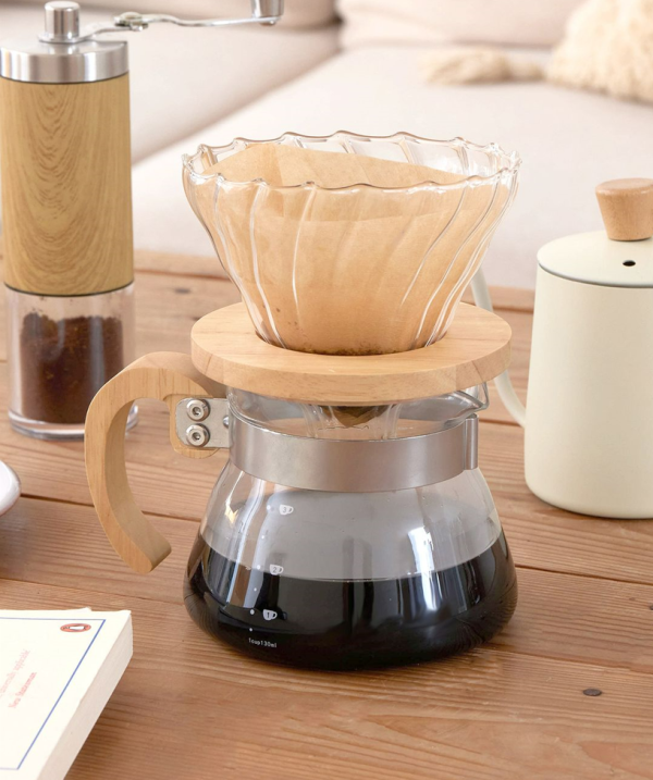 日本3coins全新手沖咖啡系列  咖啡豆研磨機、超有質感咖啡杯、日系滴漏壺