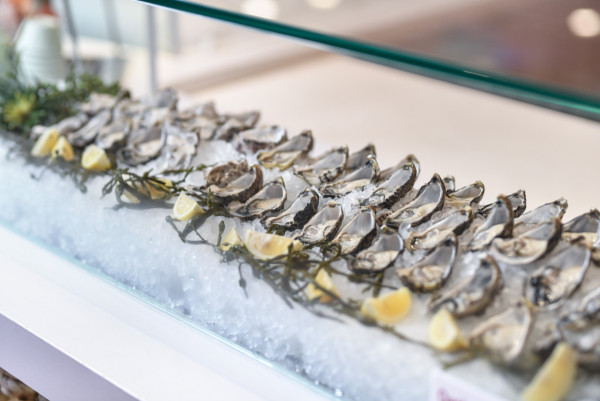 旺角康得思酒店推出全新週末「蠔」宴下午茶自助餐   生蠔／海鮮拼盤／刺身拼盤／甜品