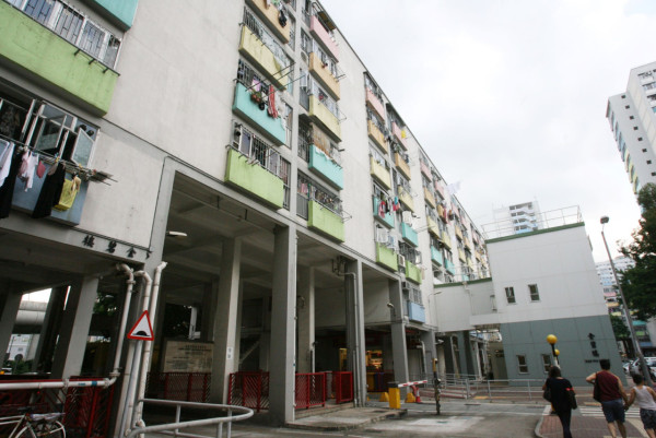 傳房委會選定61年歷史彩虹邨重建   完成整個重建計劃要超過20年？
