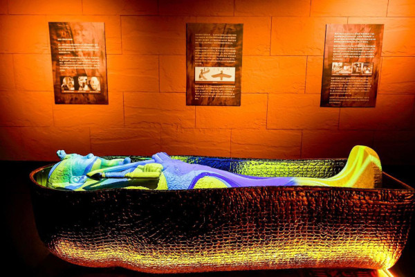 深圳好去處2023｜全國首個沉浸式埃及法老王展登陸深圳  5大主題區／1:1還原木乃衣金棺／金字塔 