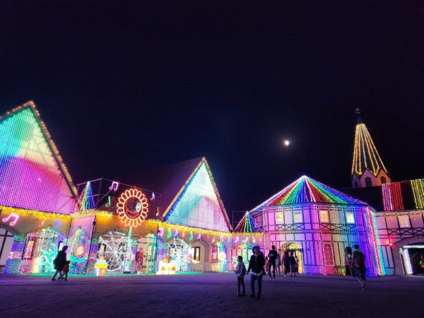 東京德國村冬季點燈活動開催 「小人國」x「大人國」主題！傳統歐式聖誕市集+夢幻燈光秀 