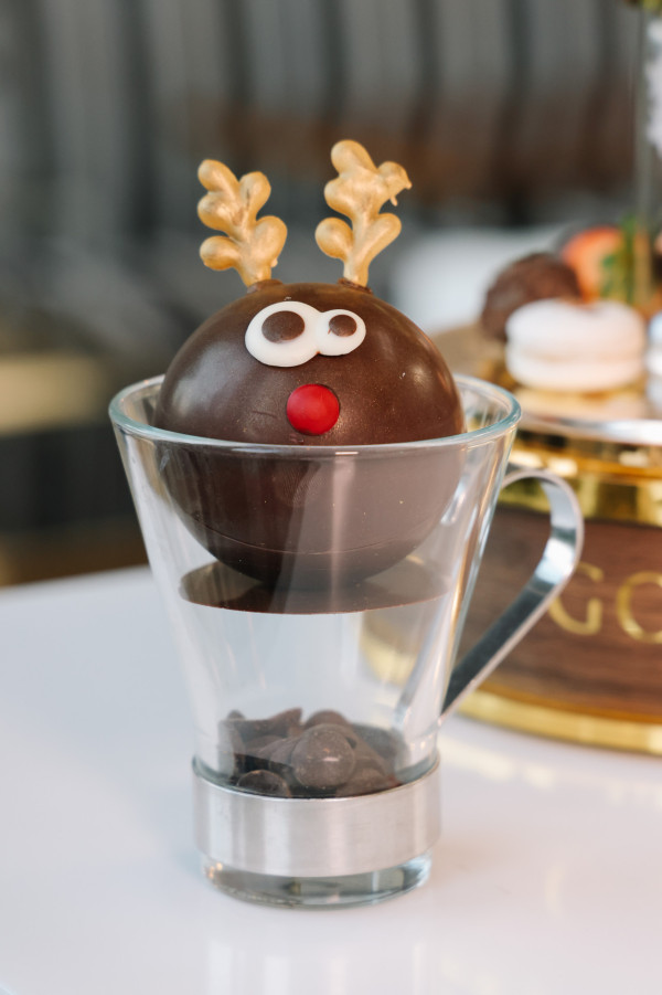 Hotel ICON x GODIVA 水晶球下午茶 連朱古力主菜 + 任食 GODIVA 軟雪糕