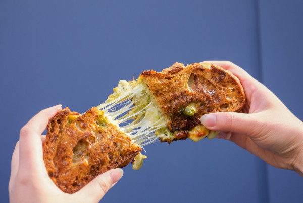 灣仔最強 Grilled Cheese Sandwich 80 克勁量芝士炮製！