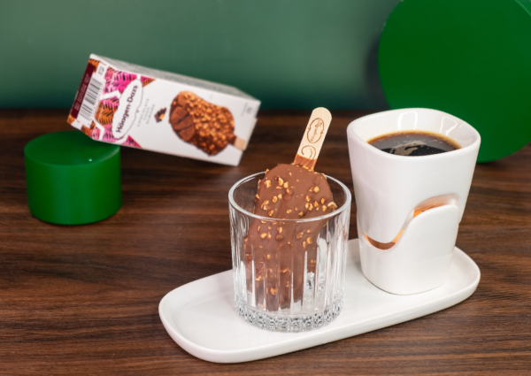 人氣Cafe「荳⼦BEANS」聯乘Häagen-Dazs™新推朱古⼒⽕鍋！全新開⼼果雪糕／栗⼦撻雪糕口味