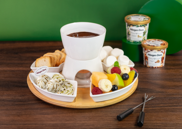 人氣Cafe「荳⼦BEANS」聯乘Häagen-Dazs™新推朱古⼒⽕鍋！全新開⼼果雪糕／栗⼦撻雪糕口味