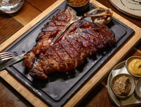 聖誕Party美食！東涌世茂喜來登酒店推出聖誕到會外賣套餐  早鳥優惠85折！   30日熟成T骨牛扒／原隻火雞／芝士通心粉