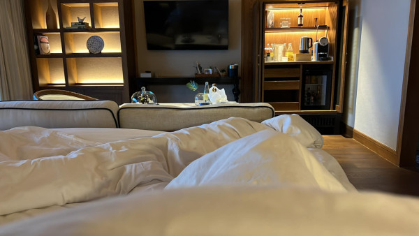 圖片來源:Facebook@胡慧沖 泰國通胡慧冲為慳5位數酒店錢出事!狂嘔5次送院嘆「撞邪」:醫藥費貴如房價