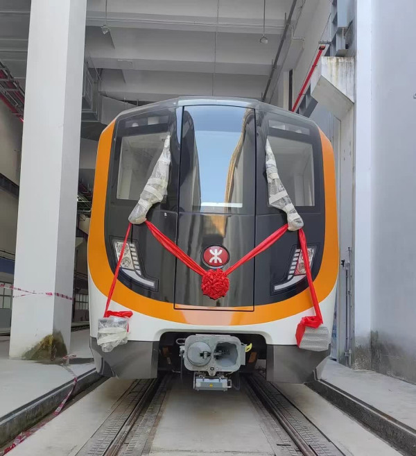 深圳地鐵13號線將採用A型車8列編組的全自動駕駛地鐵車輛。（圖片來源：微信@港鐵深圳）