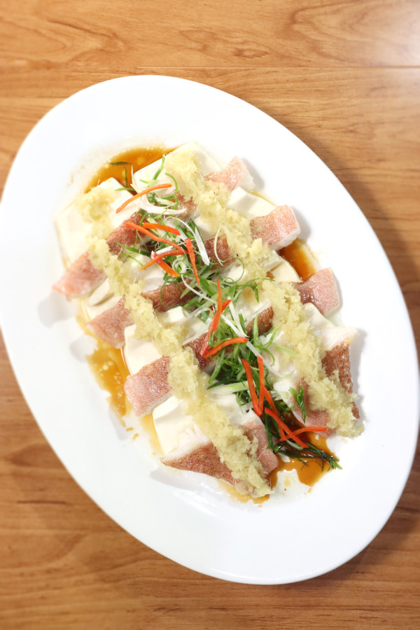 人人讚夫妻檔小店 大角咀名物！鍾無艷煎肉餅 蟶子炸米粉