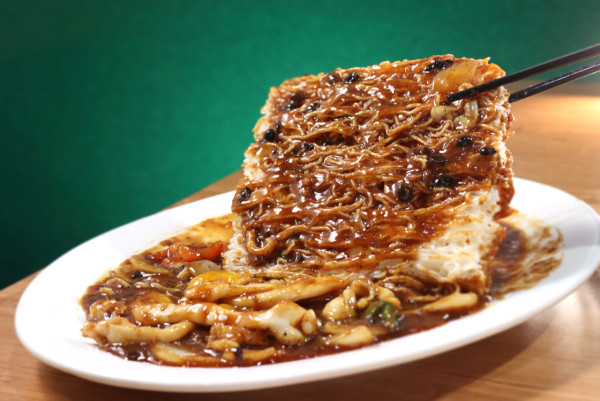 人人讚夫妻檔小店 大角咀名物！鍾無艷煎肉餅 蟶子炸米粉