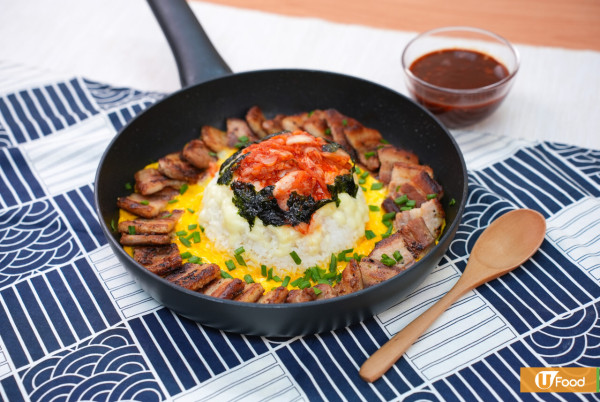 20分鐘韓式五花肉鐵板飯食譜　簡單4步！白飯殺手甜辣醬加爐邊蛋