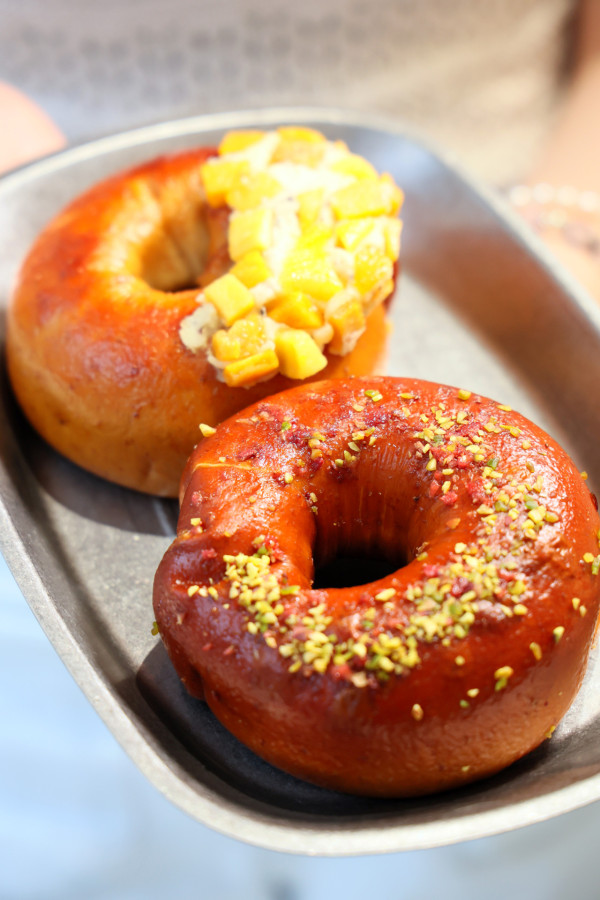 西班牙回流麵包師 賣低脂低卡德國鹼水麵包 / 肉桂卷鹹水貝果超美味！