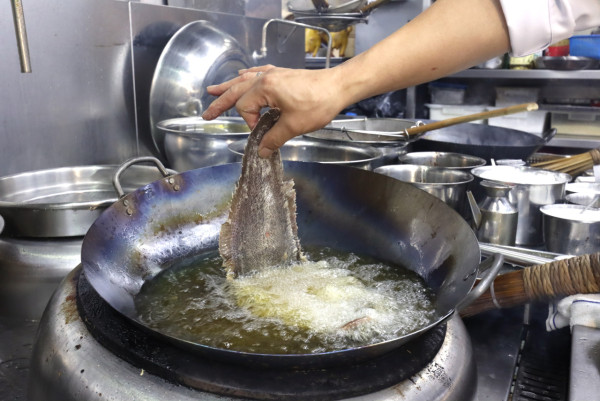 大角咀隱世正店 鐵人料理名廚主理／布甸般滑清酒鵝肝+平食海方脷