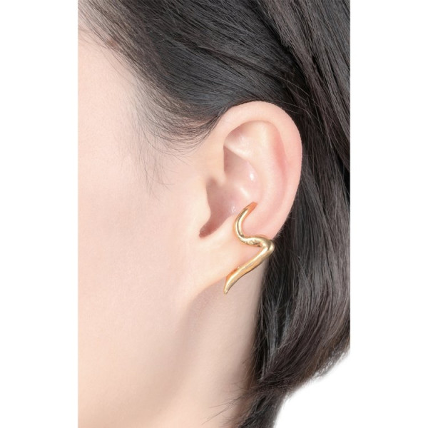 女生聖誕禮物推薦12：VANN HEART EAR CUFF (HK$390)