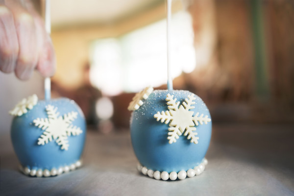 迪士尼樂園魔雪奇緣主題園區美食   小白雪花冬甩／鬆餅／朱古力火鍋／雪花杯／綠茶曲奇／churros／熱狗