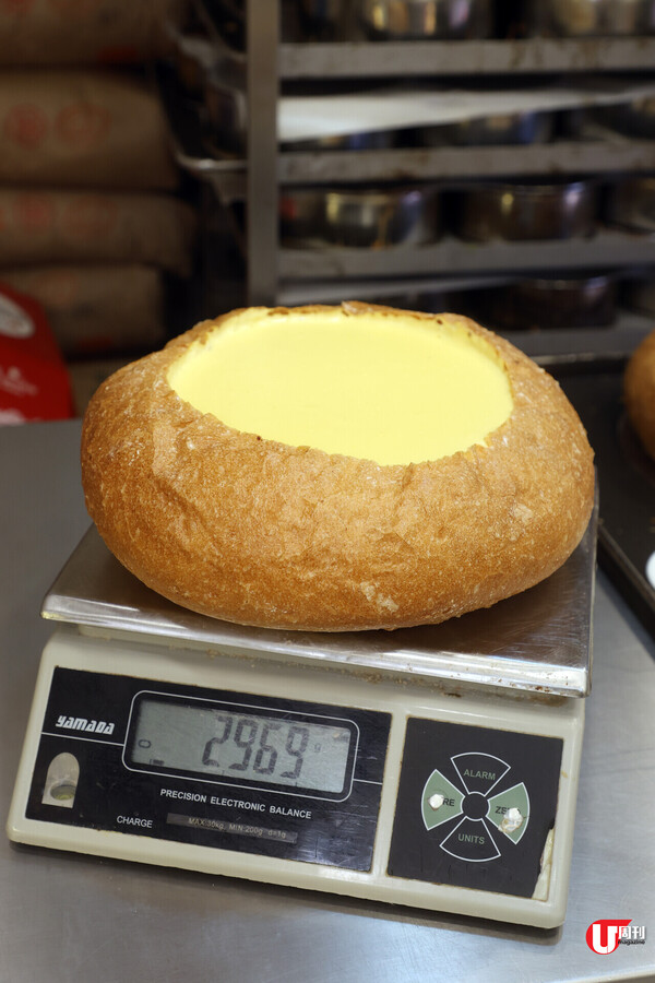 嘉多娜新推 XXL 巨型布甸包 重約 3kg / 一個等於 27 個 / 夠 20 人食