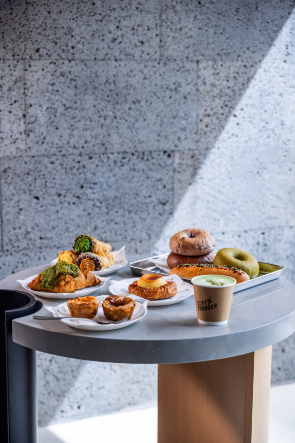 Soft Thunder 2,000 呎旗艦店 新品焦糖布甸丹麥酥 + 雪糕麻糬 Affogato