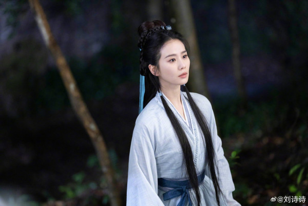 劉詩詩古裝形象深入人心，氣質出眾，演出多部爆紅劇集（圖片來源：微博@劉詩詩）