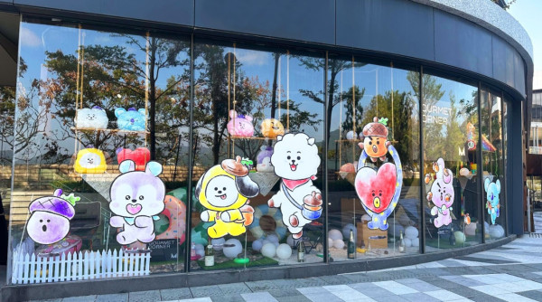 西貢WM Hotel聯乘BT21推限定下午茶　夢幻打卡位／四格自拍亭／過百最新精品！