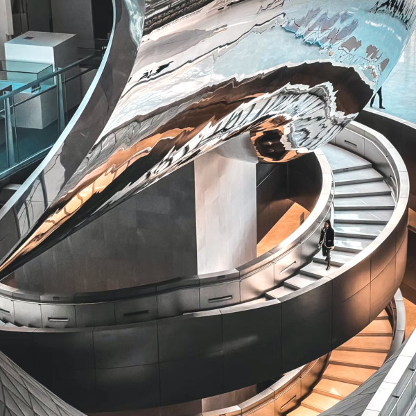 深圳當代藝術與都市計劃展覽館(圖片來源︰小紅書@若若什麼都不想幹) 深圳當代藝術與都市計劃展覽館(圖片來源︰小紅書@若若什麼都不想幹)