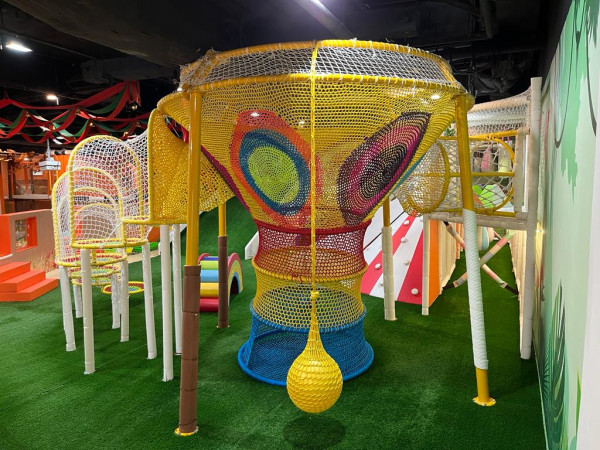 將軍澳全新1萬呎兒童遊樂場！必玩全港獨家滑草梯+大型充氣波波