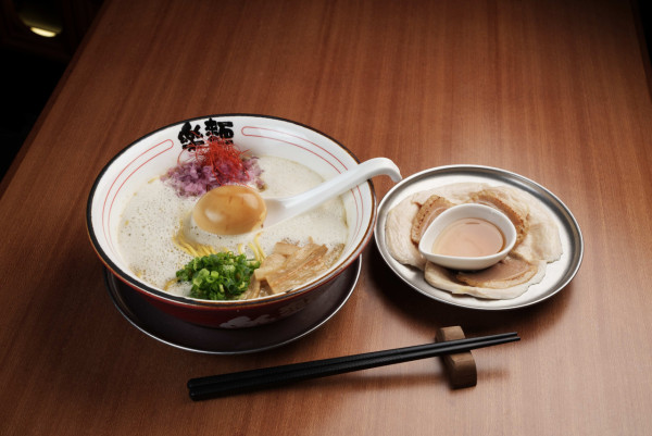 本地元素拉麵店「樂麵」進駐將軍澳   琥珀之味醬油／芫茜／茜檸雞／花雕醉雞湯／胡椒豚肚湯拉麵／開業優惠！