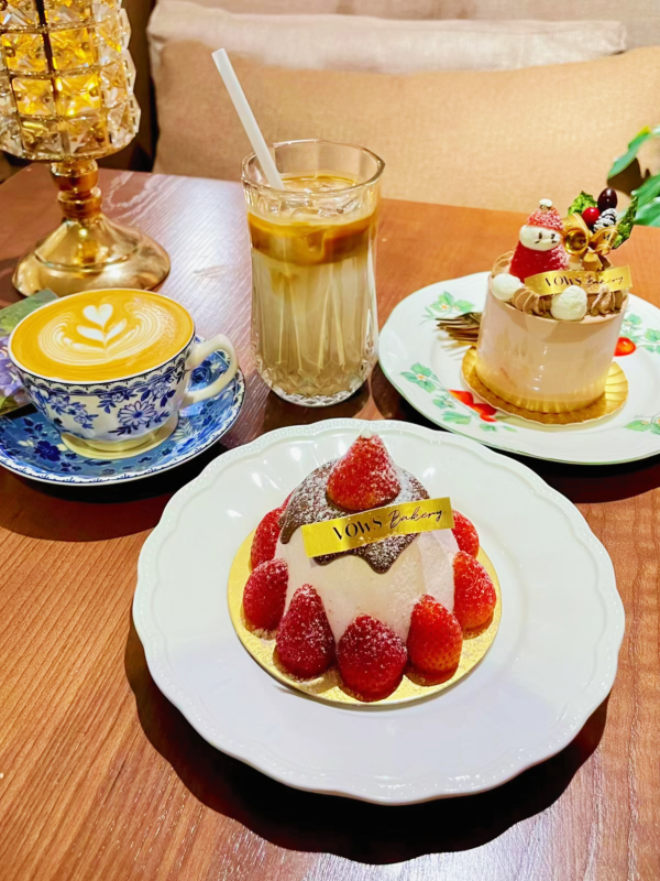 深圳聖誕打卡位｜4.VOWS COFFEE (華僑城店)（圖片來源︰小紅書@王開心）