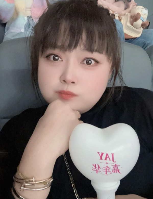 細細粒努力減肥｜打卡照展現鎖骨幼腿 瘦咗2個碼！旅行終於可做1件事 